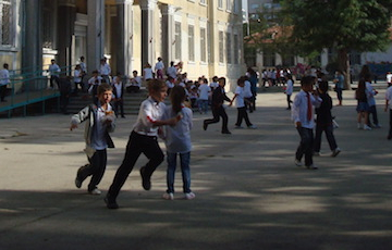 烟免费学校